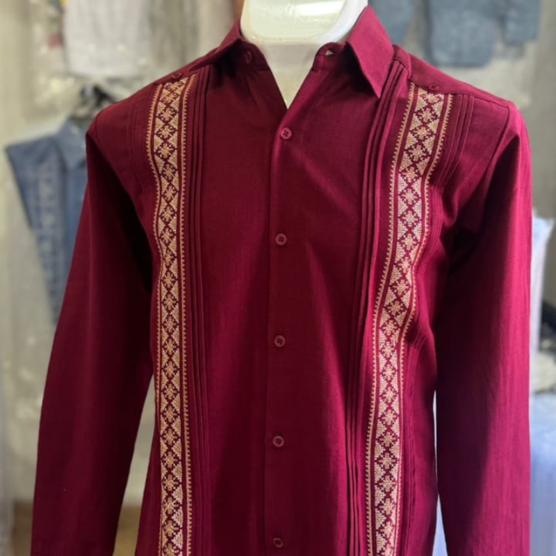 Guayabera roja