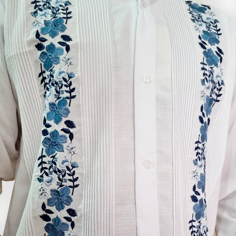 Guayabera bordada flores