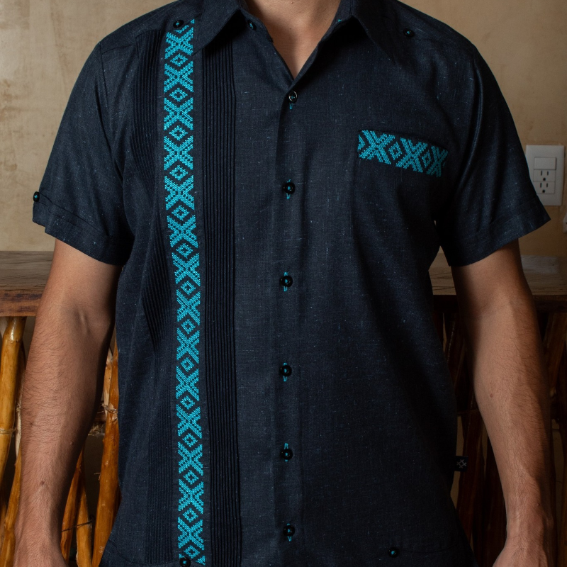 Guayabera azul turquesa artesanal de lino y algodón