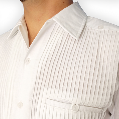 Guayabera manga corta blanca combinada - look casual