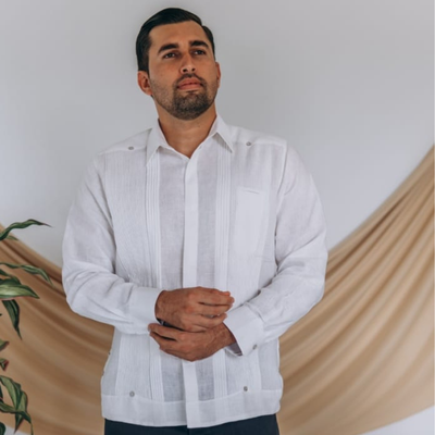 Guayabera presidencial blanca 100% lino elegante