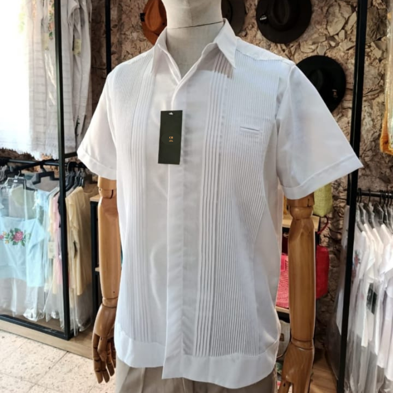 Guayabera presidencial blanca manga corta elegante
