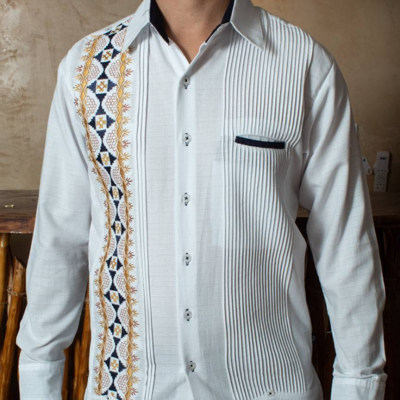 Guayabera presidencial punto de cruz