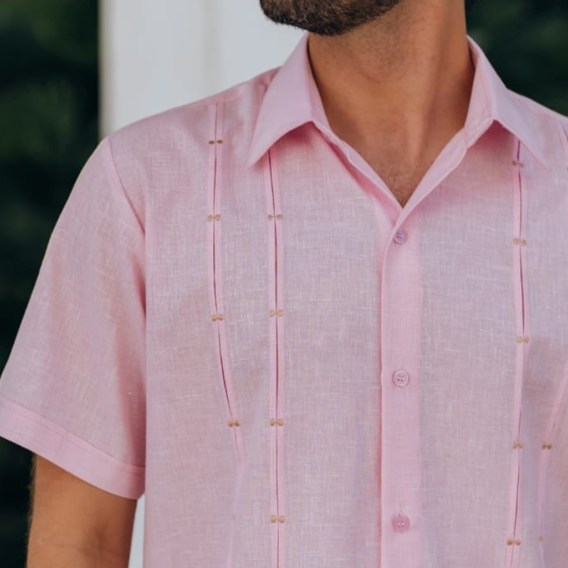 camisa guayabera rosa manga corta para hombre