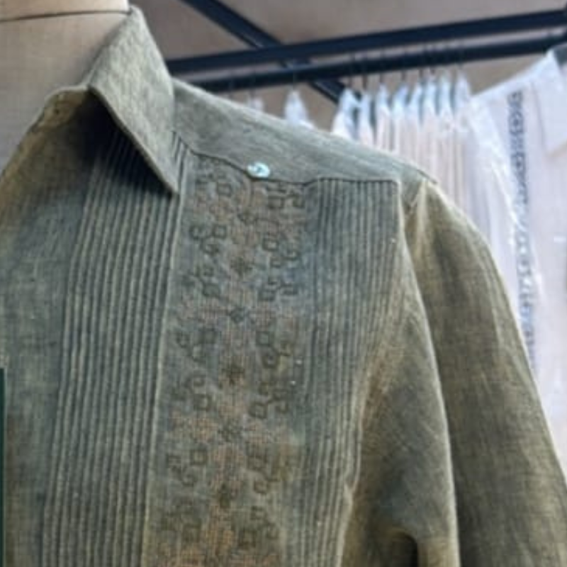 Guayabera presidencial 100% lino verde olivo