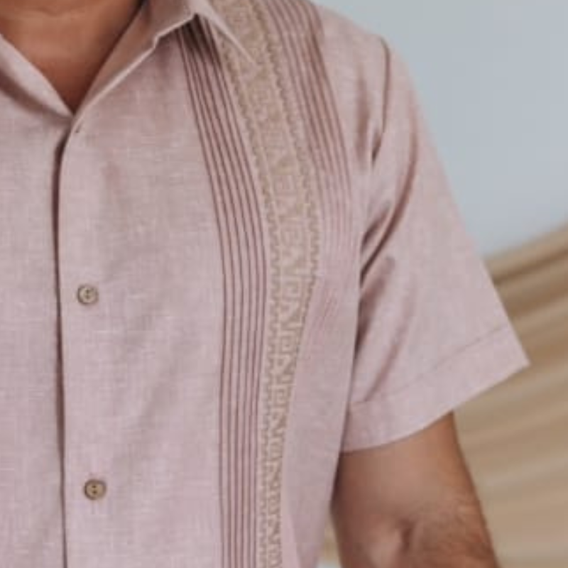 guayabera palo de rosa manga corta bordada para hombre