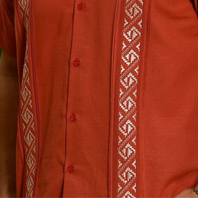 guayabera color ladrillo bordada